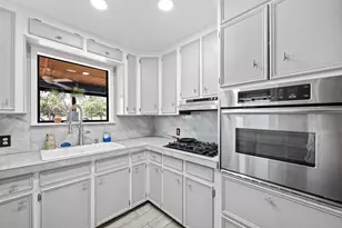 376 Jones Rd, Cedar Creek, TX 78612 - Photo 9