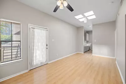 712 Graham Place #302, Austin, TX 78705 - Photo 7