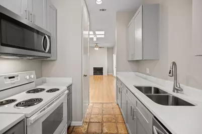 712 Graham Place #302, Austin, TX 78705 - Photo 13