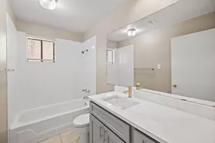 712 Graham Pl, Austin, TX 78705 - Photo 23