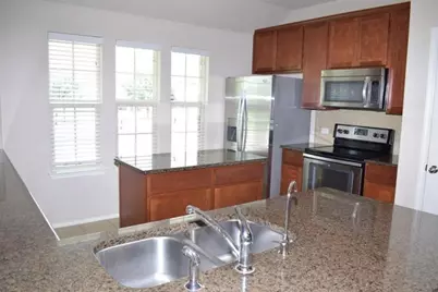 520 S Brook Drive, Leander, TX 78641 - Photo 3