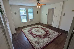 1319 Grace St, Taylor, TX 76574 - Photo 17