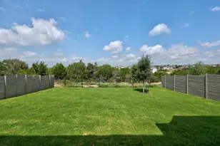 1606 Crimson Sunset Dr, Georgetown, TX 78628 - Photo 23