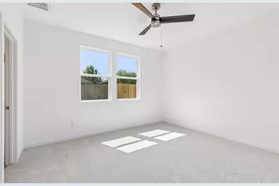 256 Elk Avenue, San Marcos, TX 78666 - Photo 9
