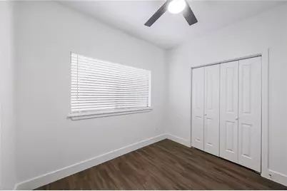 908 Poplar Street #105, Austin, TX 78705 - Photo 13