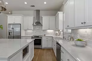 501 Alva Dr, Briarcliff, TX 78669 - Photo 3