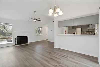 6810 Deatonhill Drive #204, Austin, TX 78745 - Photo 5
