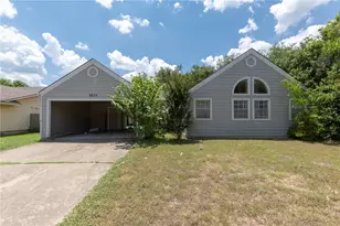 8807 Pineridge Dr, Austin, TX 78729 - Photo 1