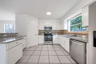 13701 Cambourne Dr, Pflugerville, TX 78660 - Photo 15