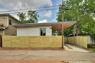 2103 E 14th St, Austin, TX 78702 - Photo 3
