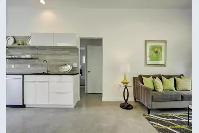 2103 E 14th Street #B, Austin, TX 78702 - Photo 5