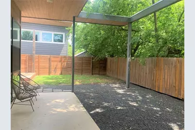 2103 E 14th Street #B, Austin, TX 78702 - Photo 27