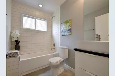 2103 E 14th Street #B, Austin, TX 78702 - Photo 23