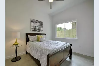 2103 E 14th Street #B, Austin, TX 78702 - Photo 21