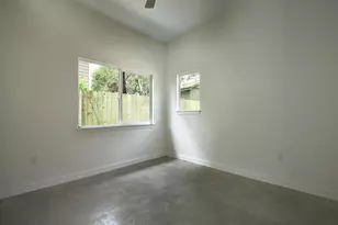 2103 E 14th St, Austin, TX 78702 - Photo 25