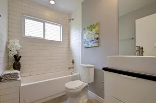 2103 E 14th St, Austin, TX 78702 - Photo 23
