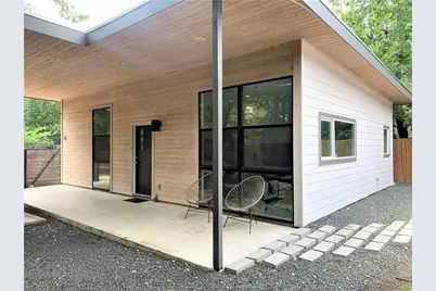 2103 E 14th Street #B, Austin, TX 78702 - Photo 1