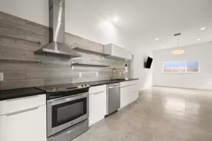 2103 E 14th St, Austin, TX 78702 - Photo 15