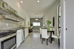 2103 E 14th St, Austin, TX 78702 - Photo 7