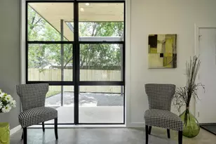 2103 E 14th St, Austin, TX 78702 - Photo 11