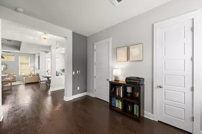 915 Banyon Street, Austin, TX 78757 - Photo 13