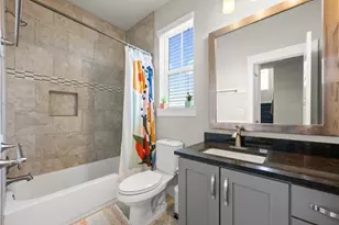 915 Banyon St, Austin, TX 78757 - Photo 21