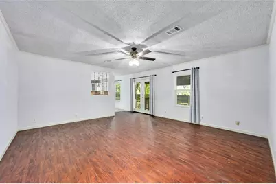 1619 J J Seabrook Drive, Austin, TX 78721 - Photo 3