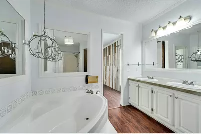 1619 J J Seabrook Drive, Austin, TX 78721 - Photo 11