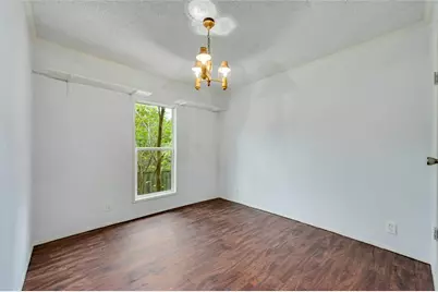 1619 J J Seabrook Drive, Austin, TX 78721 - Photo 15