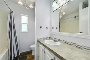 1619 J J Seabrook Dr, Austin, TX 78721 - Photo 13