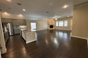 404 Peakside Cir, Dripping Springs, TX 78620 - Photo 3