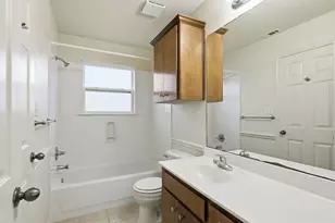 2215 Dry Creek Dr, Round Rock, TX 78681 - Photo 13