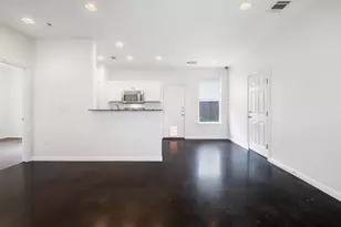 6404 Carson Rdg, Austin, TX 78741 - Photo 5