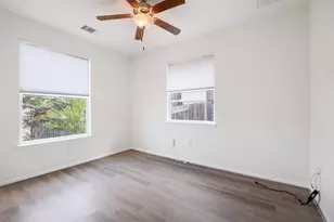 6404 Carson Rdg, Austin, TX 78741 - Photo 11
