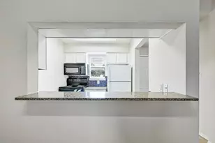 505 Bellevue Pl, Austin, TX 78705 - Photo 7