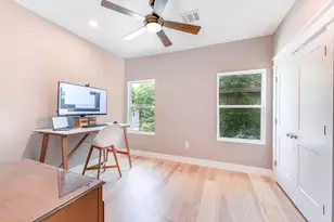 112 E 54th St, Austin, TX 78751 - Photo 3