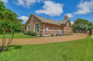 1930 Savannah Dr, Round Rock, TX 78681 - Photo 35