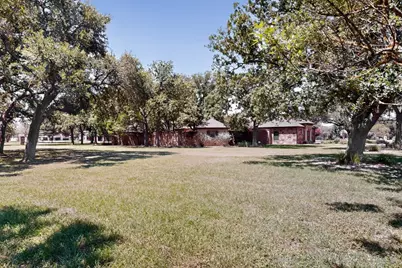 116 Roble Roja Drive, Georgetown, TX 78633 - Photo 37