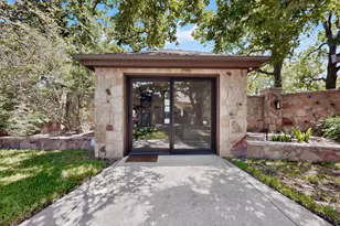 116 Roble Roja Dr, Georgetown, TX 78633 - Photo 17