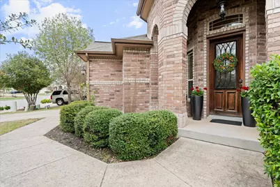 916 Easton Drive, San Marcos, TX 78666 - Photo 3