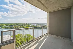 54 Rainey St, Austin, TX 78701 - Photo 27