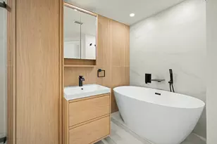 54 Rainey St, Austin, TX 78701 - Photo 19