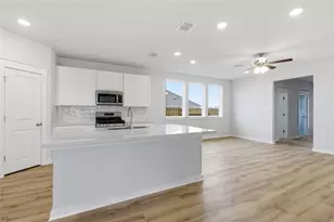 231 Bellie Ln, Kyle, TX 78640 - Photo 7