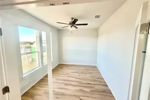 231 Bellie Ln, Kyle, TX 78640 - Photo 9