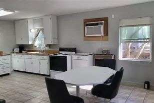25208 Old Ferry Rd, Spicewood, TX 78669 - Photo 9