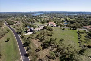 27213 Waterfall Hill Pkwy, Spicewood, TX 78669 - Photo 11