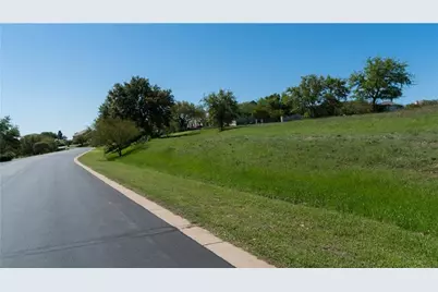 27213 Waterfall Hill Parkway, Spicewood, TX 78669 - Photo 9