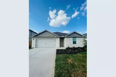 13724 Heartland Drive, Manor, TX 78653 - Photo 1