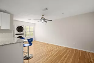 1013 W 23rd St, Austin, TX 78705 - Photo 5