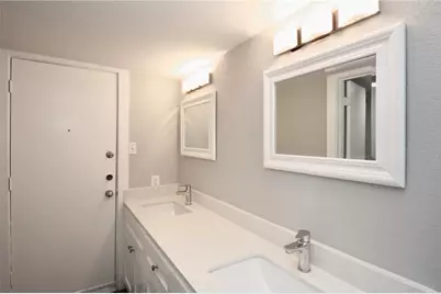 1600 West Avenue #24, Austin, TX 78701 - Photo 5
